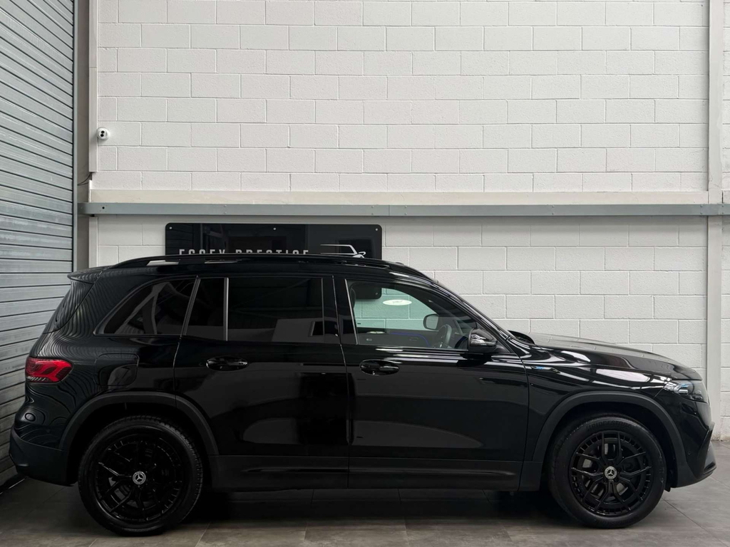 Mercedes-Benz EQB Suv #4
