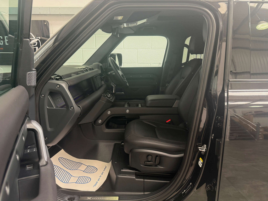 Land Rover Defender 2.0 P400e 15.4Kwh Xs Edition Suv Plug-i Black #15