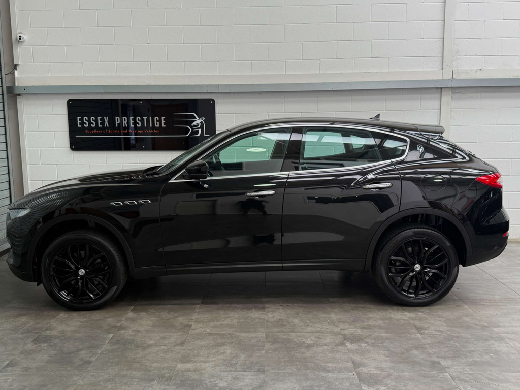 Maserati Levante V6 4Wd Black #4