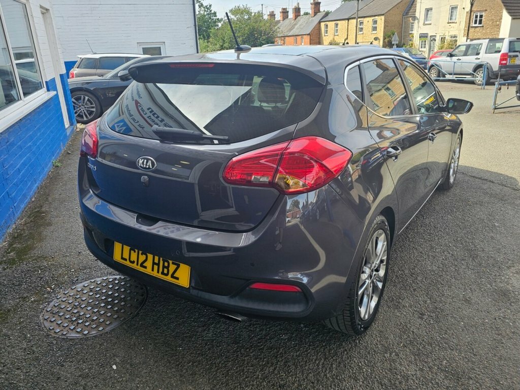Kia Ceed Hatchback Grey #3