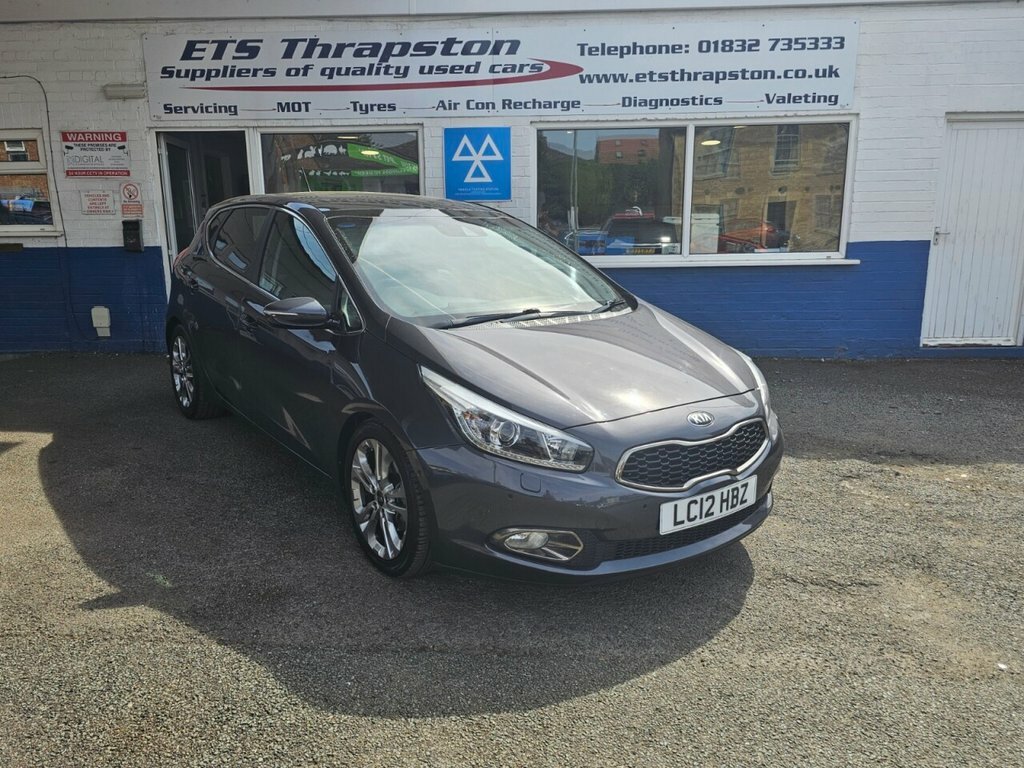 Kia Ceed Hatchback Grey