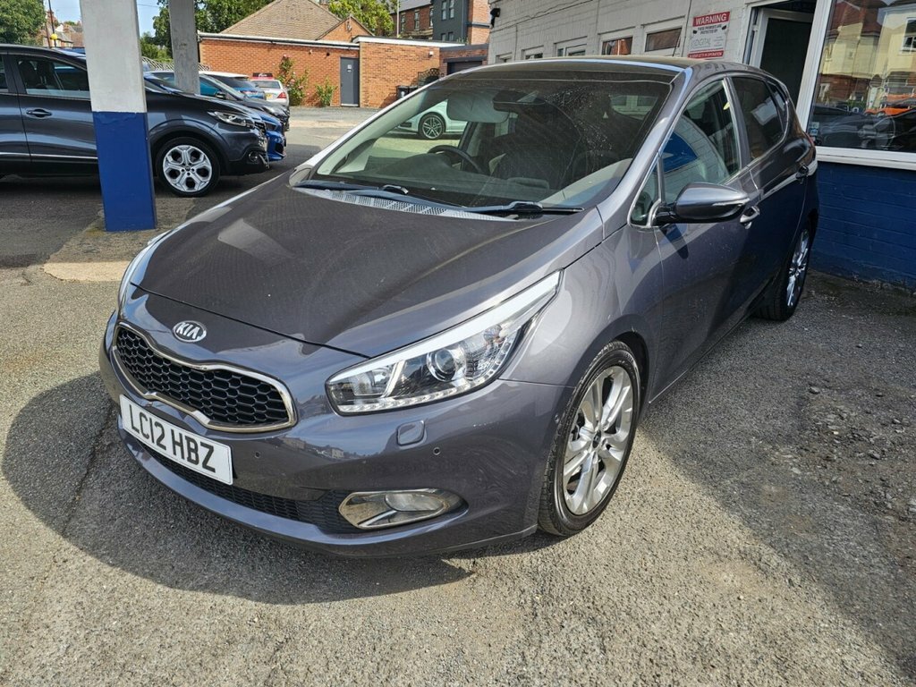 Kia Ceed Hatchback Grey #6
