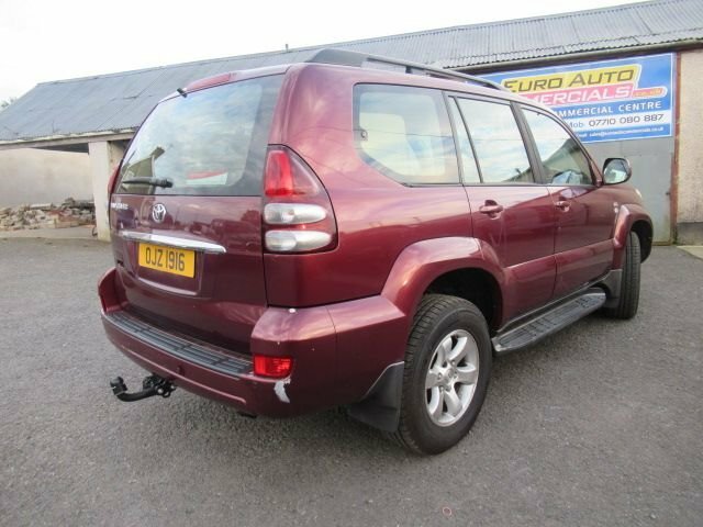 Toyota Land Cruiser 3.0 Lc3 8-Seats D-4d 164 Bhp Green #12