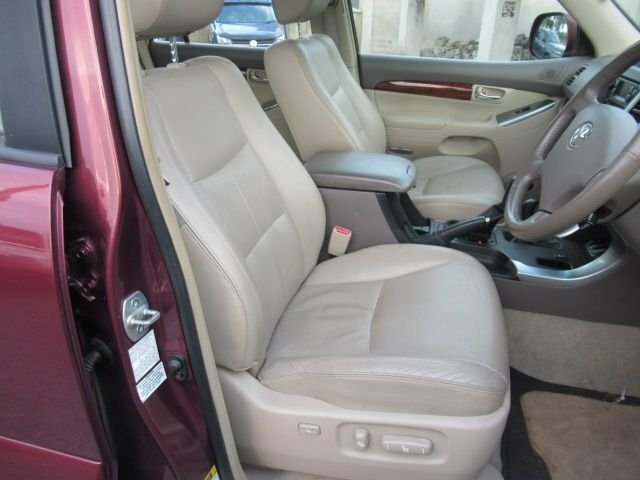 Toyota Land Cruiser 3L Lc4 Red #3