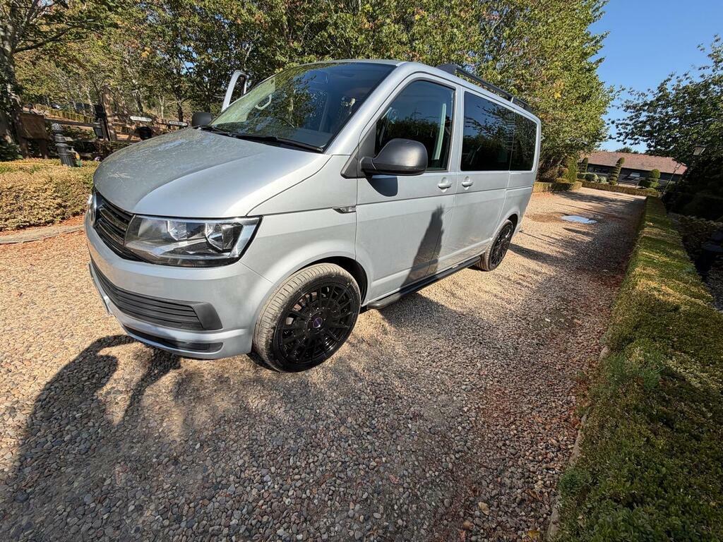 Volkswagen Caravelle 2.0 Tdi Bluemotion Tech Executive Mpv Silver