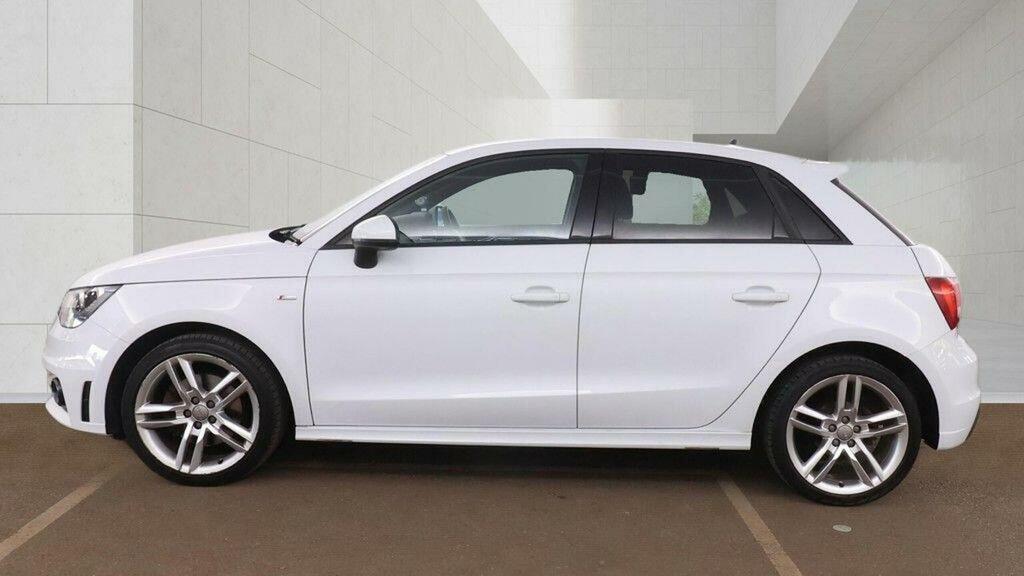 Audi A1 1.4 Tfsi Cod S Line Sportback Euro 5 Ss White #6