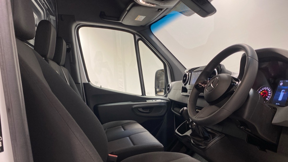 Mercedes-Benz Sprinter 315 Cdi Pro White #5