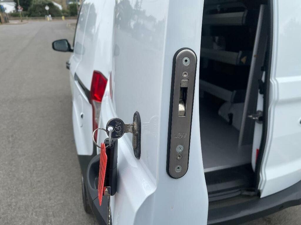Ford Transit Courier Courier Swb 1.0 Dab Radio Euro 6 U5246 White #7