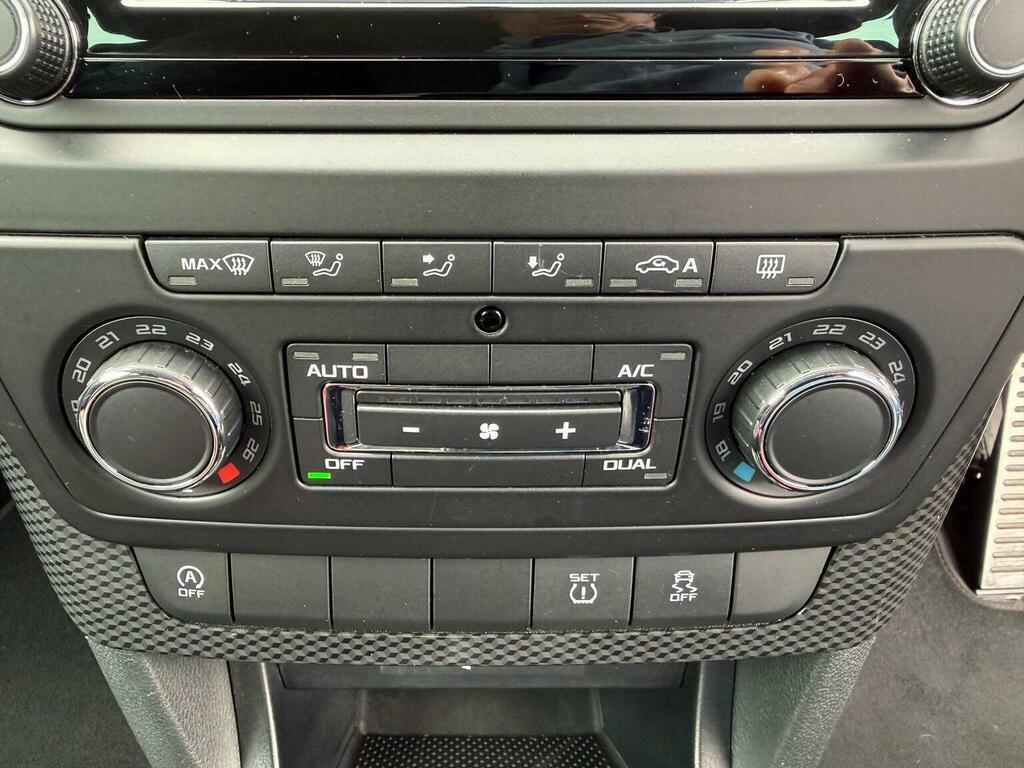 Skoda Yeti Suv 2.0 Tdi Outdoor Se-l 201616 Grey #30