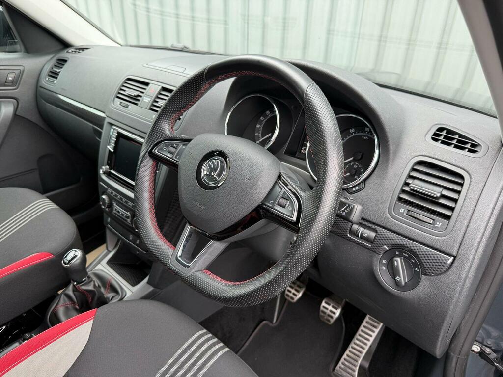 Skoda Yeti Suv 2.0 Tdi Outdoor Se-l 201616 Grey #14