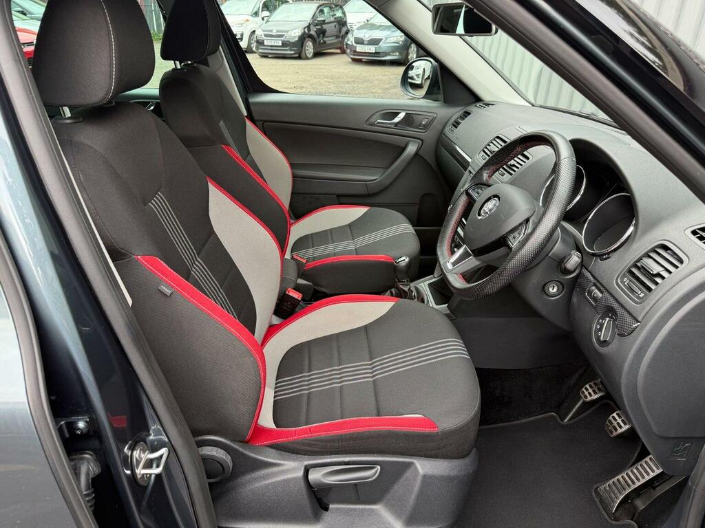Skoda Yeti Suv 2.0 Tdi Outdoor Se-l 201616 Grey #15