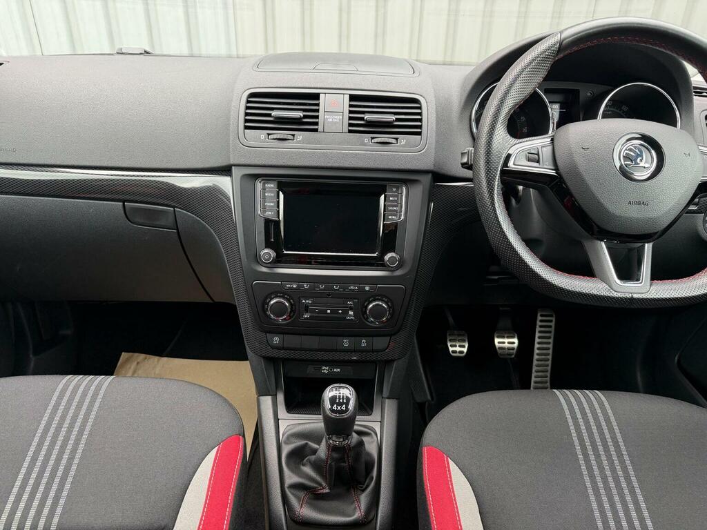 Skoda Yeti Suv 2.0 Tdi Outdoor Se-l 201616 Grey #25