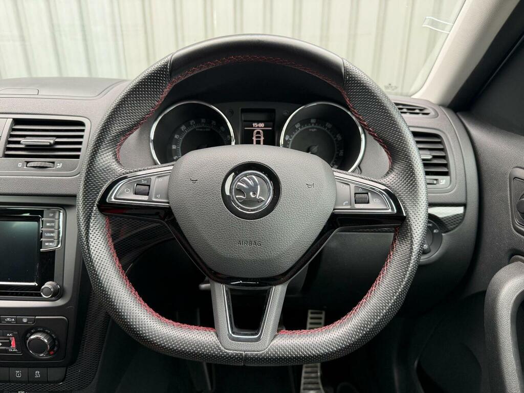 Skoda Yeti Suv 2.0 Tdi Outdoor Se-l 201616 Grey #24