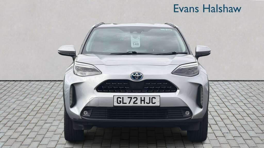 Toyota Yaris Cross 1.5 Hybrid Excel Awd Cvt 2023 GL72HJC Silver #4