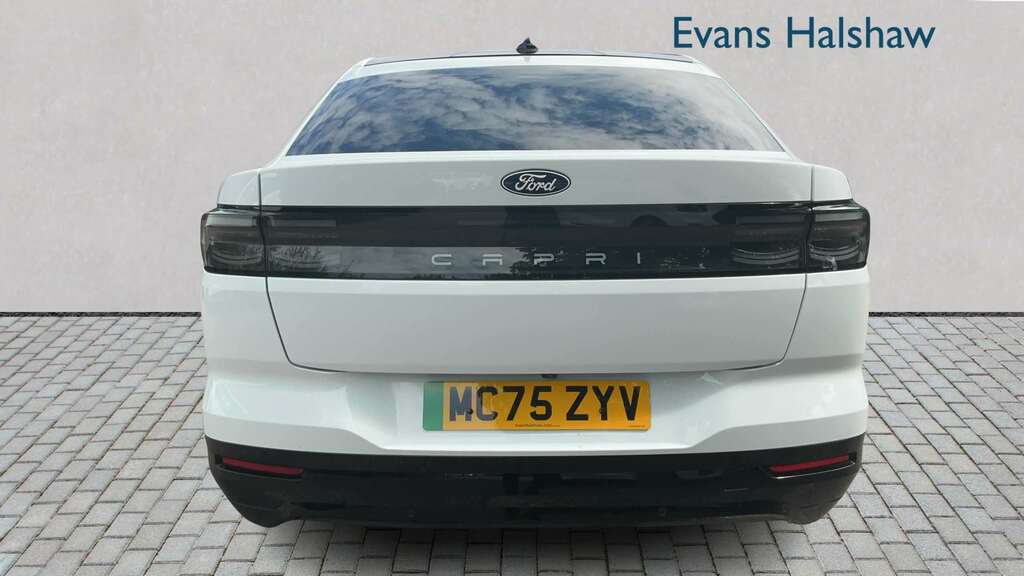 Ford Capri 250Kw Premium 79Kwh Awd 2025 White #5