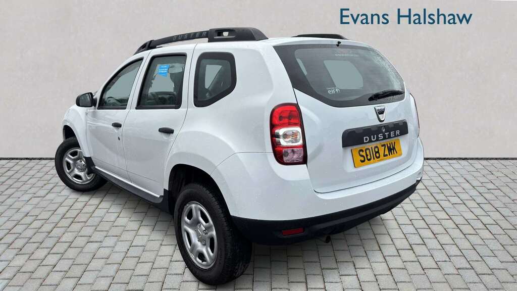 Dacia Duster 1.6 Sce 115 Air 2018 White #2