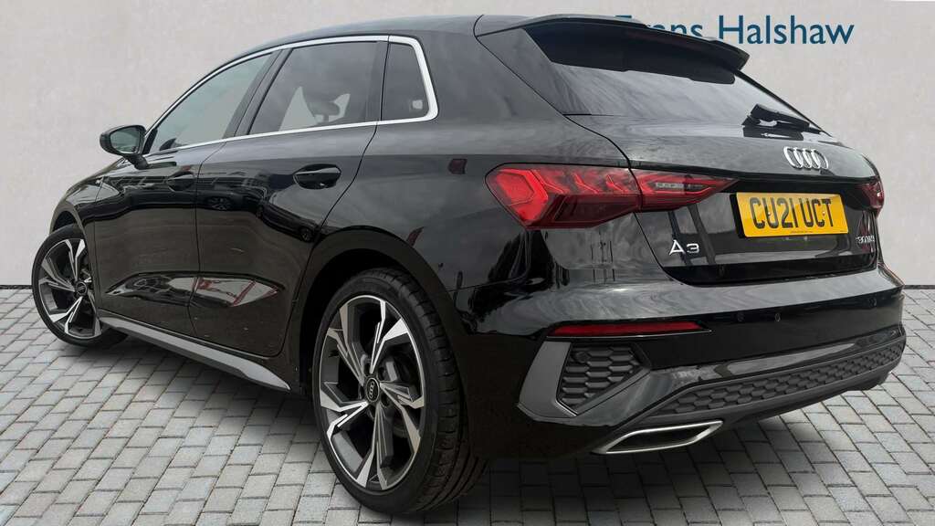 Audi A3 30 Tfsi S Line S Tronic 2021 CU21UCT Black #2