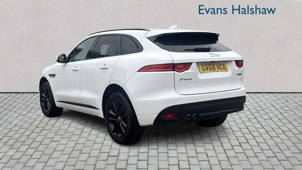 Jaguar F-Pace 2.0D 163 R-sport 2019 White #2