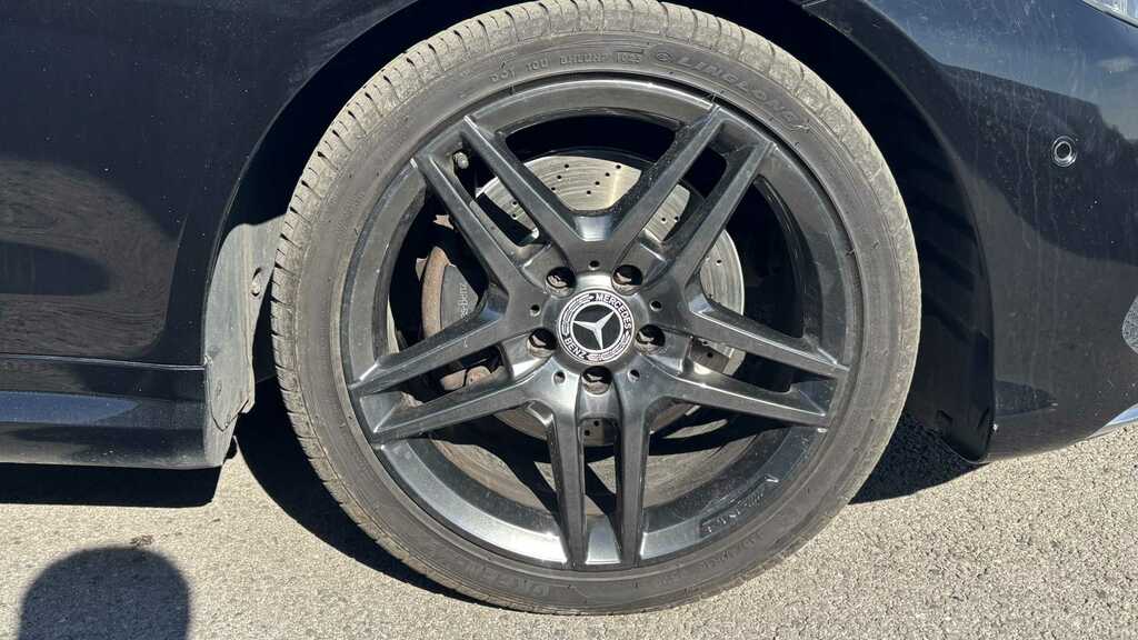 Mercedes-Benz E Class E220 Bluetec Amg Line 7G-tronic 2015 LM65EFU Black #6