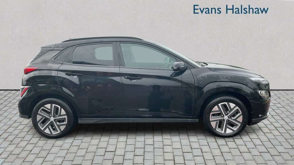 Hyundai Kona 150Kw Premium 64Kwh 2023 SH23WKK Black #3