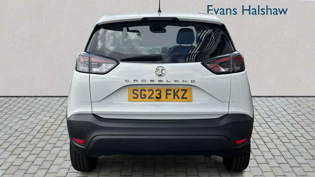 Vauxhall Crossland 1.2 Turbo Design 2023 SG23FKZ White #5