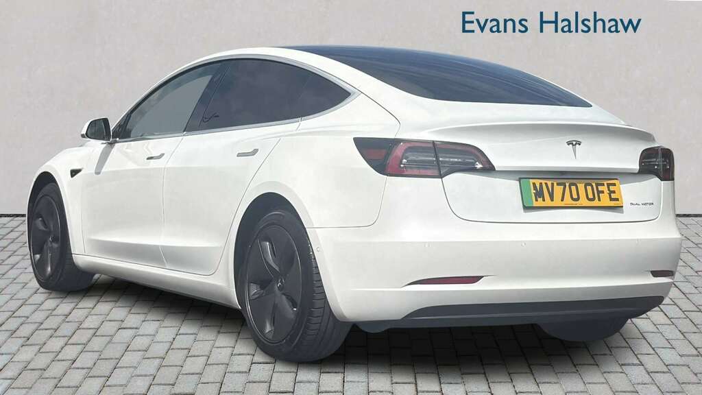 Tesla Model 3 Long Range Awd 2020 MV70OFE White #2
