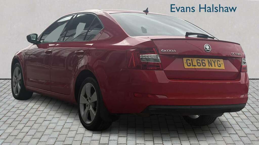 Skoda Octavia 1.4 Tsi 150 Se Sport 2016 Red #2