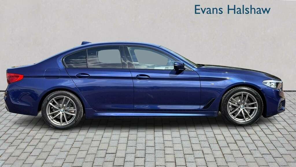 BMW 5 Series 520I M Sport 2019 Blue #5