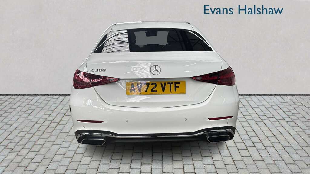 Mercedes-Benz C Class C300 Amg Line Premium 9G-tronic 2022 AV72VTF White #5