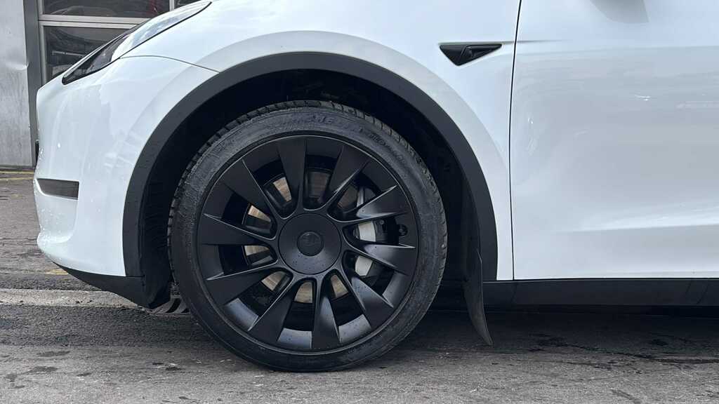 Tesla Model Y Long Range Awd 2023 LA72OSU White #6