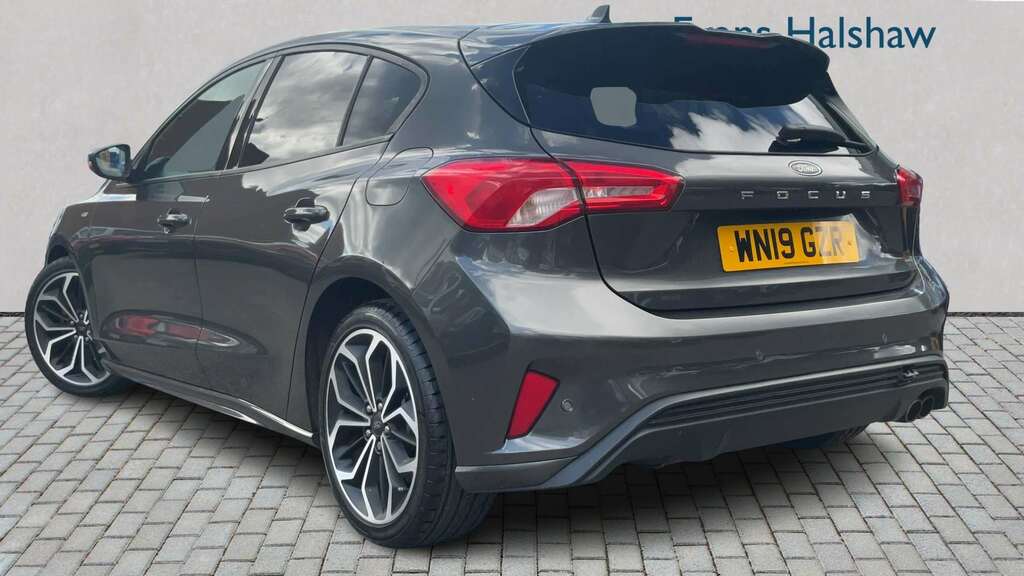 Ford Focus 1.0 Ecoboost 125 St-line X 2019 WN19GZR Grey #2