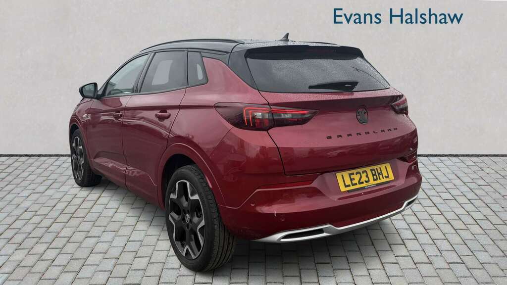 Vauxhall Grandland 1.2 Turbo Ultimate 2023 LE23BHJ Red #5