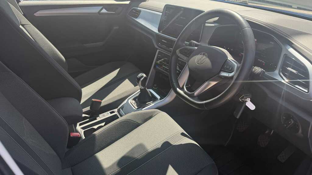 Volkswagen T-Roc 1.5 Tsi Life 2023 HG23NMA Blue #2