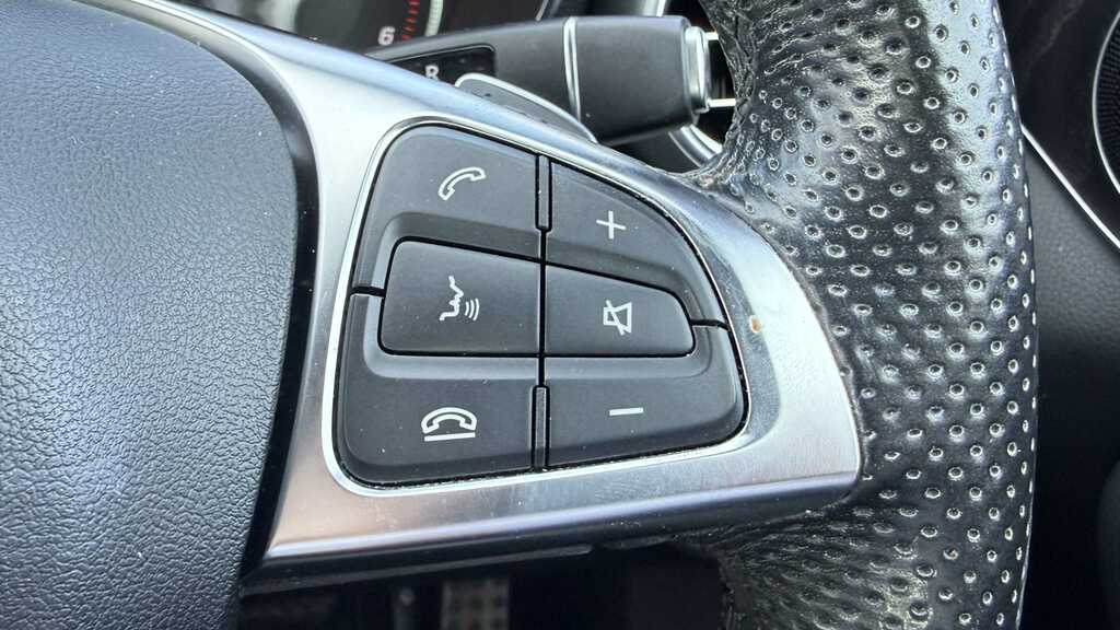 Mercedes-Benz C Class C220d Amg Line 9G-tronic 2017 FV67BFJ Silver #6