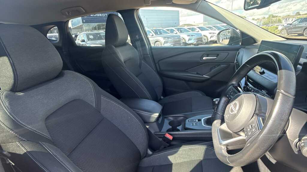 Nissan Qashqai 1.3 Dig-t Mh N-connecta 2023 PF23DZB Black #3