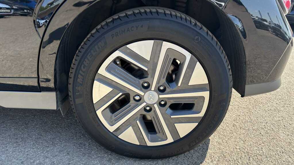 Hyundai Kona 150Kw Ultimate 64Kwh 2023 AV23FSO Black #2