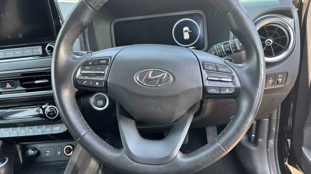 Hyundai Kona 1.6 Gdi Hybrid Ultimate Dct 2023 LP23FSD Black #3