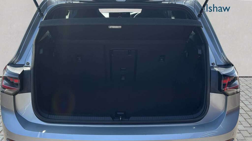 Volkswagen Golf 1.5 Tsi 272 Gte Ehybrid Dsg 2025 FG25LVL Silver #4