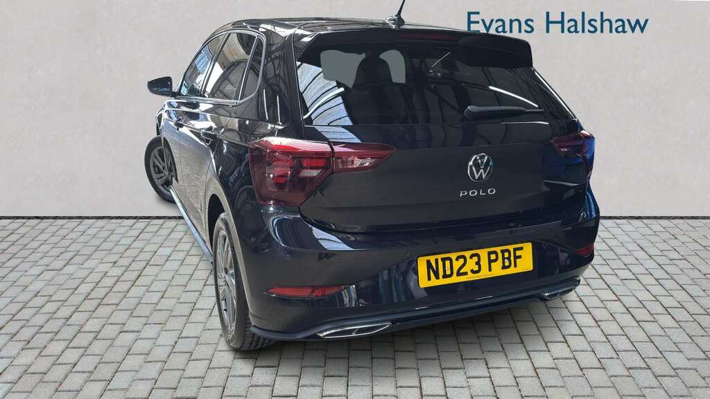 Volkswagen Polo 1.0 Tsi R-line 2023 ND23PBF Black #2