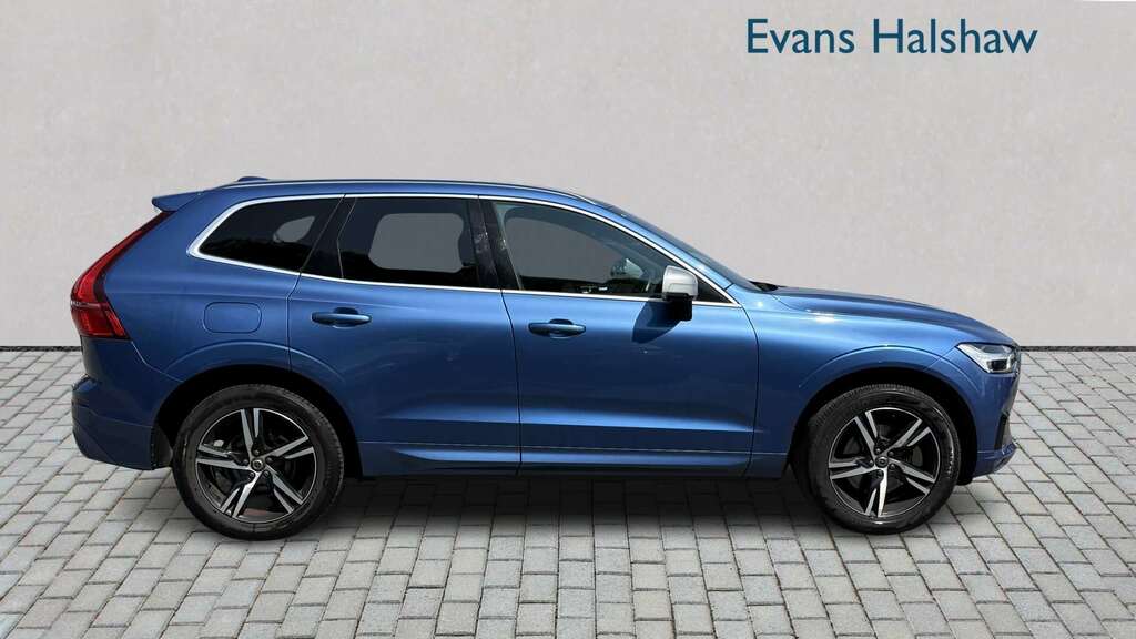 Volvo XC60 2.0 D4 R Design Awd 2018 Blue #3
