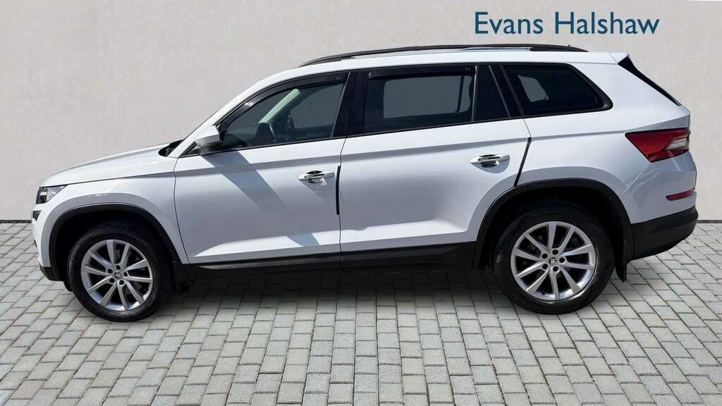 Skoda Kodiaq 2.0 Tdi Se Dsg 7 Seat 2020 White #4