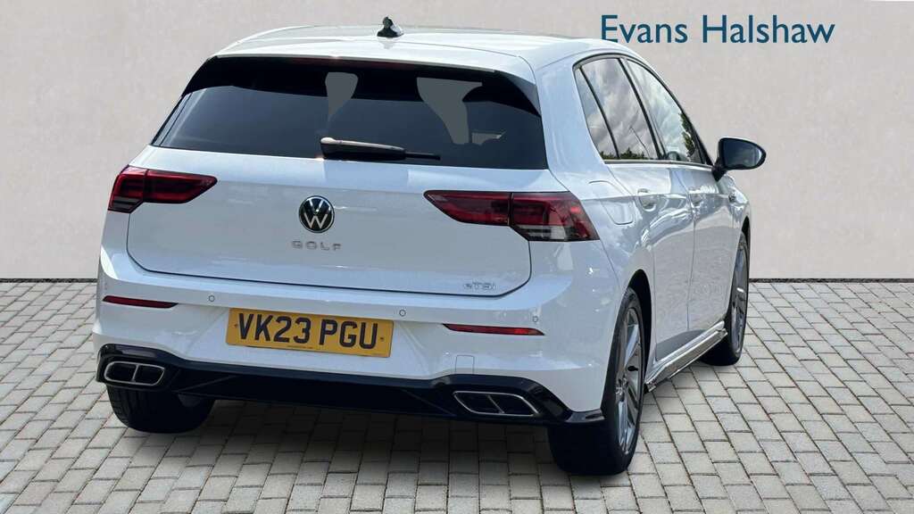 Volkswagen Golf 1.5 Etsi 150 R-line Dsg 2023 VK23PGU White #6