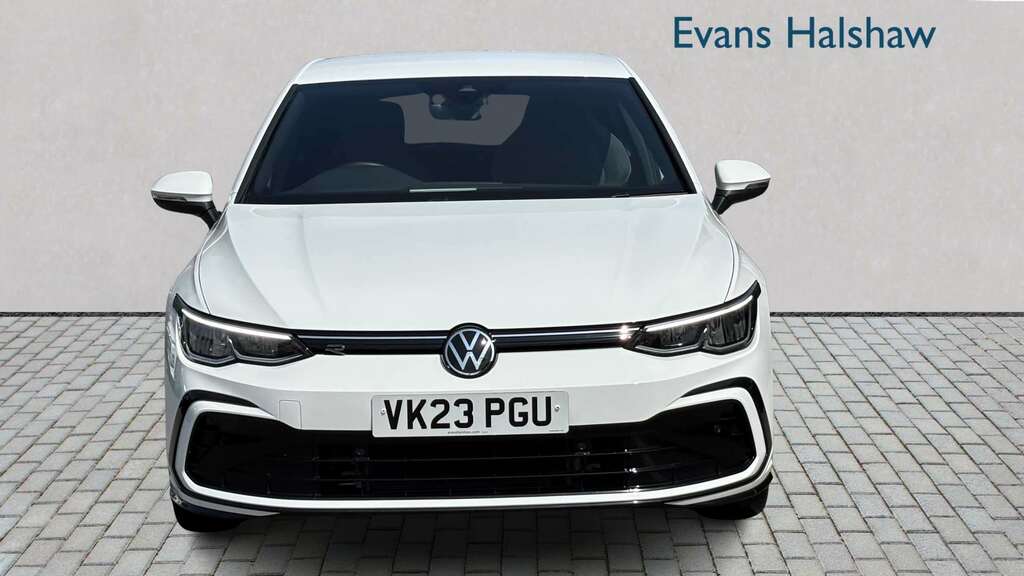 Volkswagen Golf 1.5 Etsi 150 R-line Dsg 2023 VK23PGU White #2