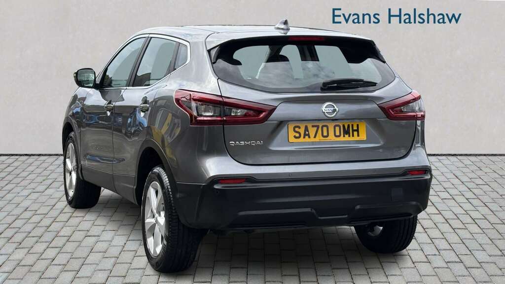 Nissan Qashqai 1.3 Dig-t 160 Acenta Premium Dct 2020 SA70OMH Grey #4