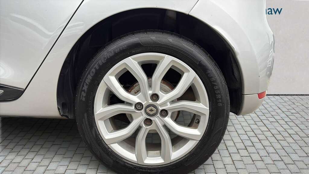Renault Clio 1.2 16V Dynamique Nav 2018 Silver #3