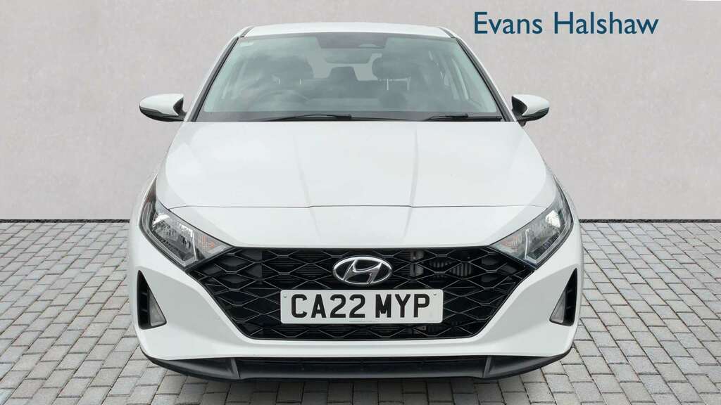 Hyundai I20 1.0T Gdi 48V Mhd Se Connect Dct 2022 White #5