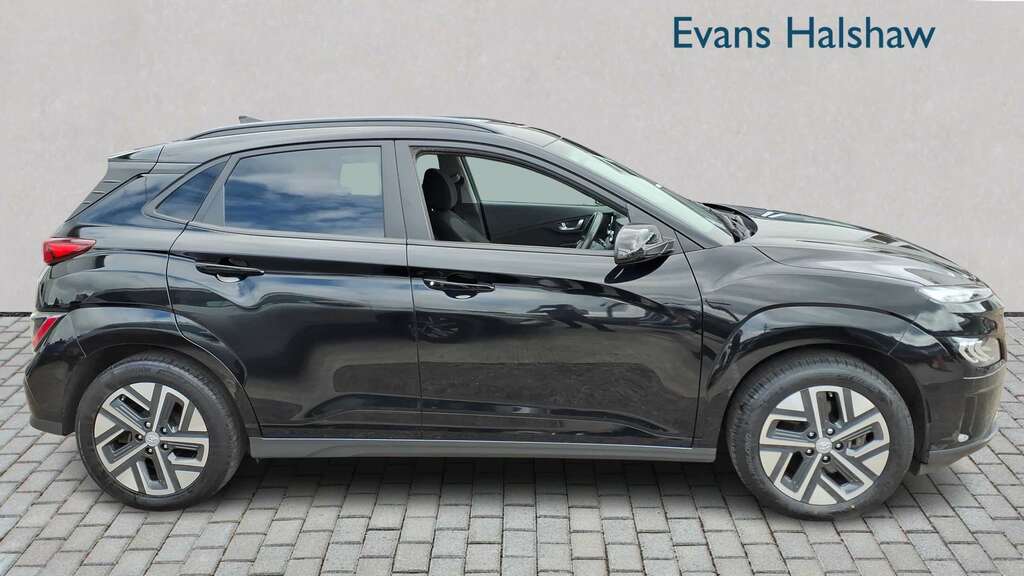 Hyundai Kona 150Kw Premium 64Kwh 2023 WD23LBU Black #2