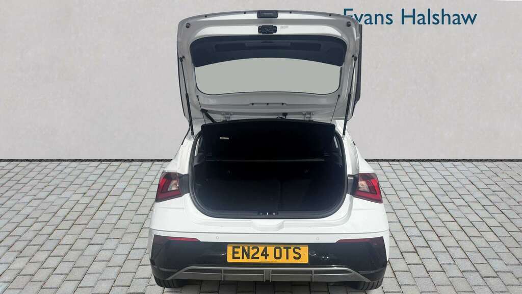 Hyundai I20 1.0T Gdi Advance Dct 2024 EN24OTS White #6