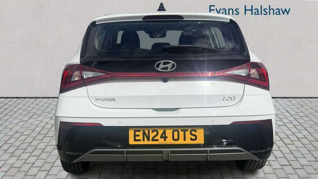 Hyundai I20 1.0T Gdi Advance Dct 2024 EN24OTS White #3