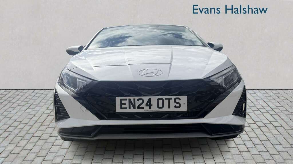 Hyundai I20 1.0T Gdi Advance Dct 2024 EN24OTS White #5